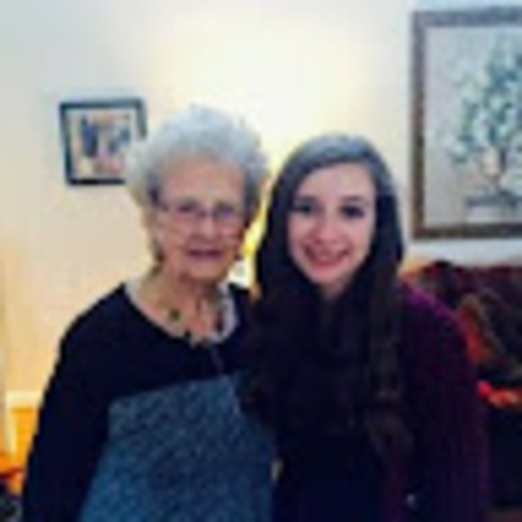 Meet your Posher, Michelle - Picture 1 of 1